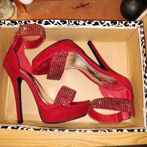 Anne Michelle high heel